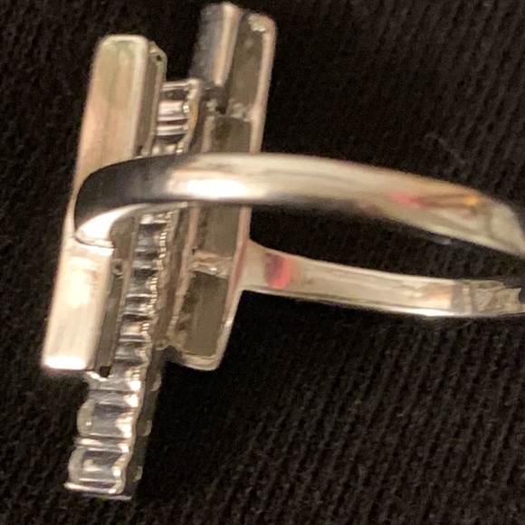 DIAMOND RING - Picture 5 of 6